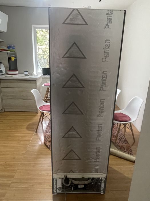 продаю холодильник BOSCH б/ув нормальном состоянии