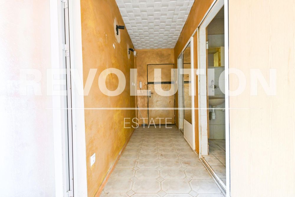 Тристаен апартамент в ж.к. Сухата река