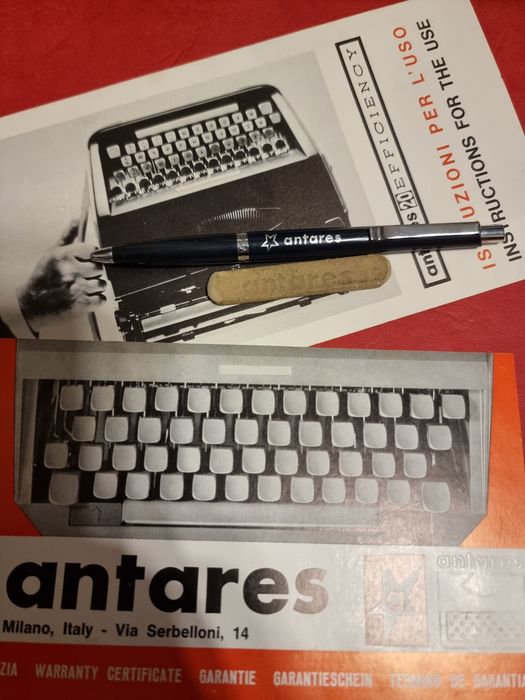 Masina de scris Antares de calatorie documente originale 1968 function