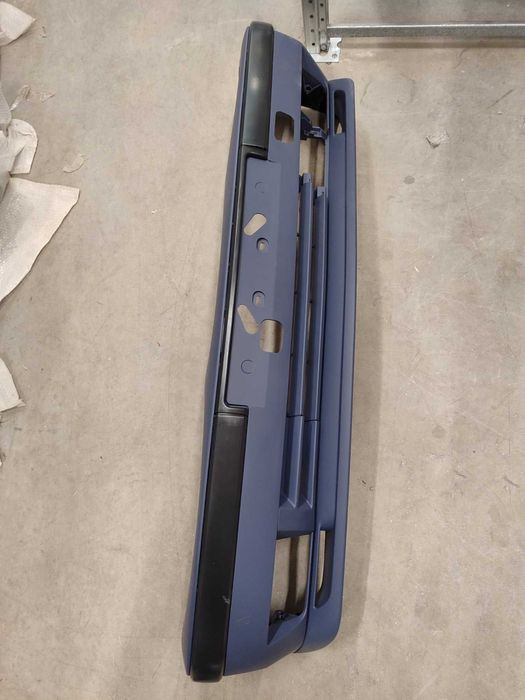 Предна броня за BMW E34 - M-Tech дизайн. С ДЕФЕКТ!