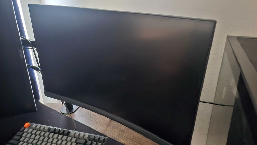 Schimb monitor 1080p 27' 280hz cu un monitor 1440p cu mai putini hz