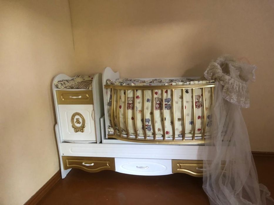 Болалар каравоти сотилади