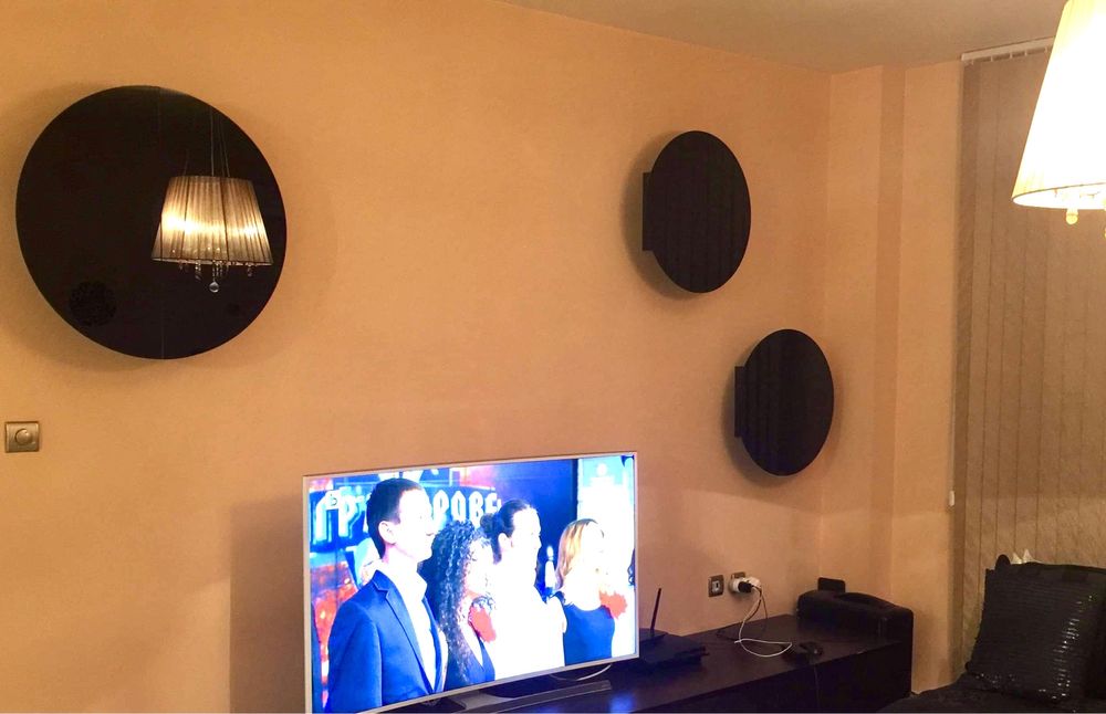 Дизайнерски стенни шкафчета