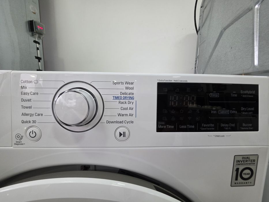 Сушилня с термопомпа LG