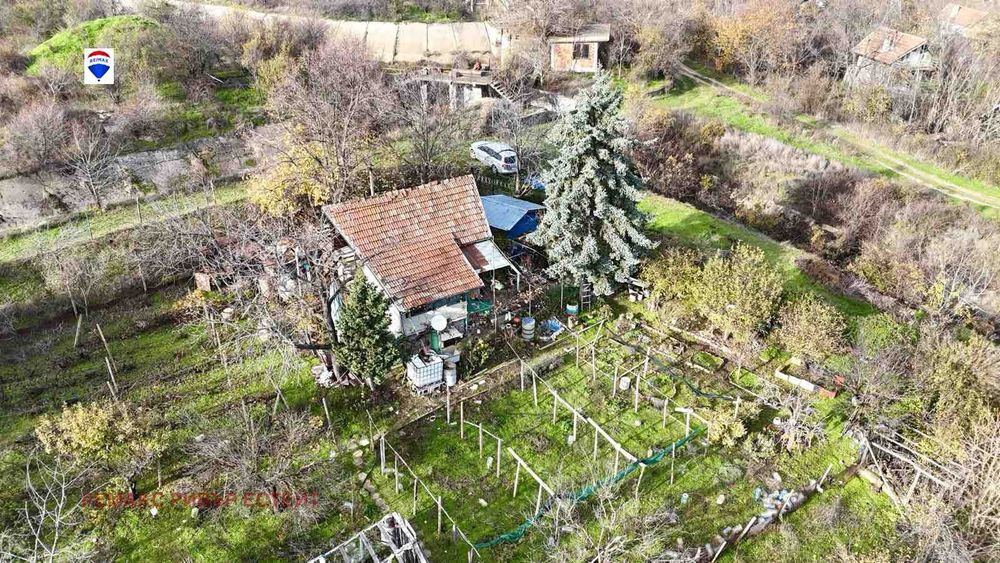 Продава се Къща в Русе, Долапите - 37 кв.м за 511 €/кв.м - Снимка #7