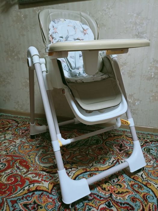 Продам стульчик для кормления