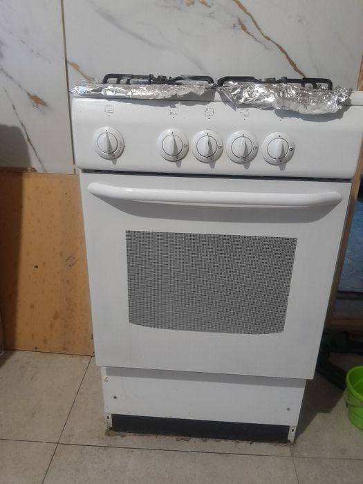 Газовая плита работает