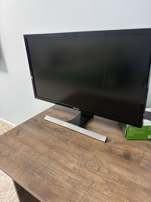 Монитор Samsung 4к