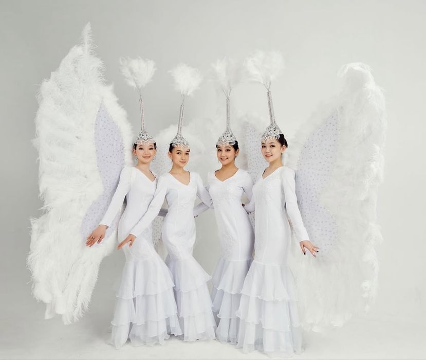 Платье национальное с крыльями
