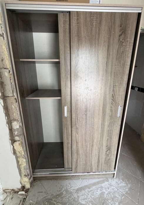 Продам шкаф для прихожей