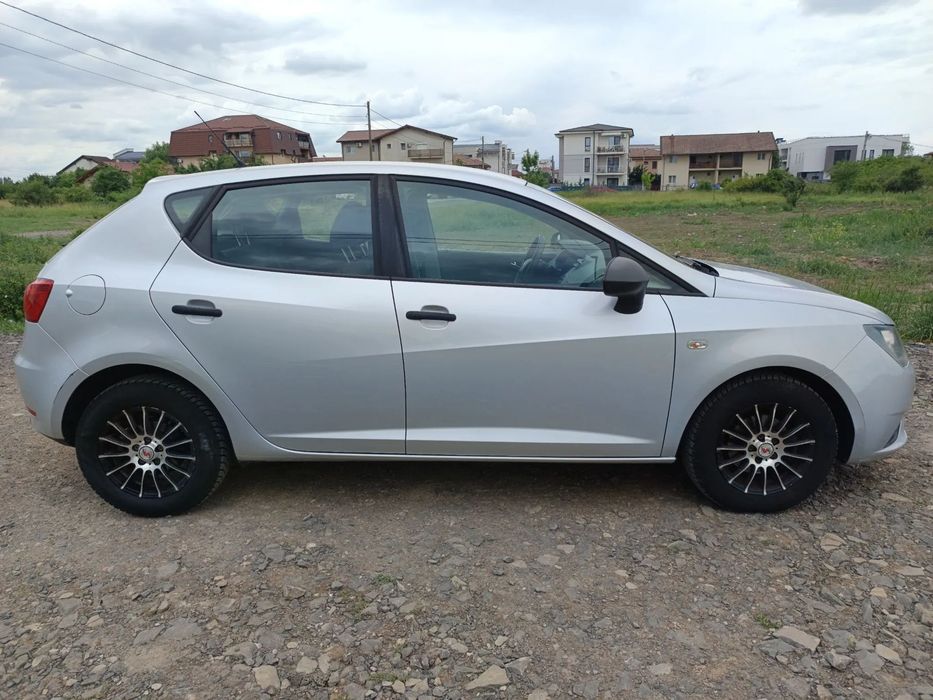 Seat Ibiza 2014 benzină, 4.526 € — imagine 4
