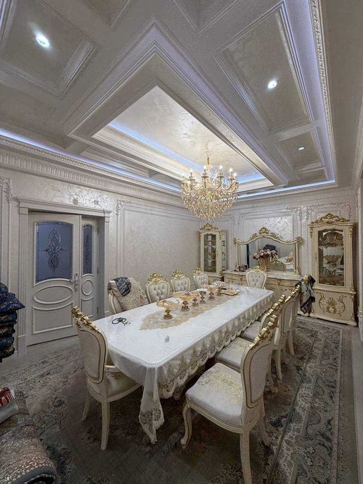 участка сотилади  учтепа райони урикзор бозор 2 сот 2 кават ипотекага