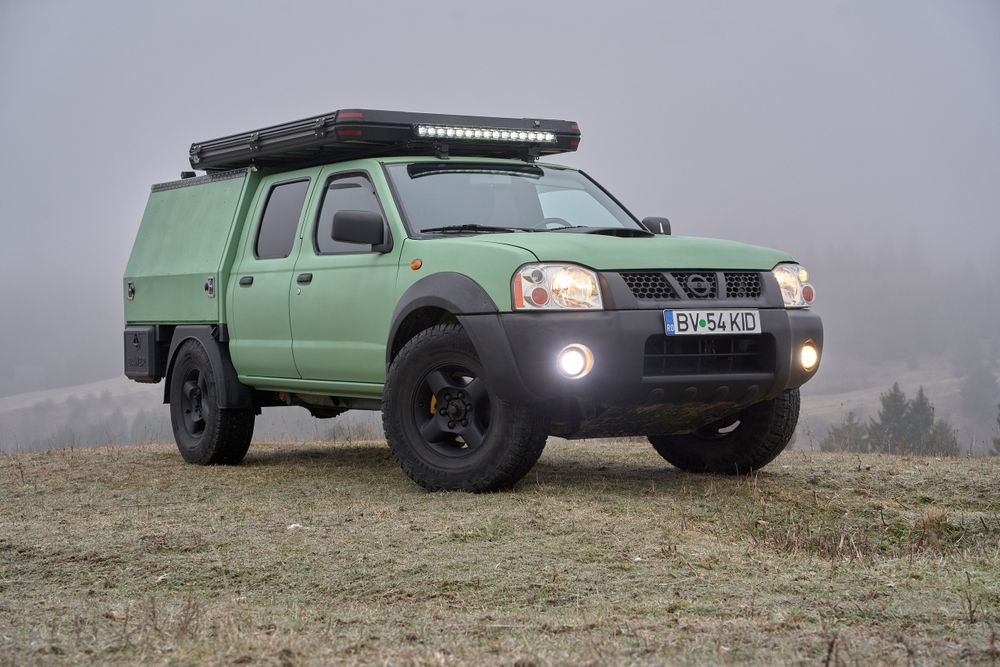 Nissan Navara Overlanding Sacele • OLX.ro