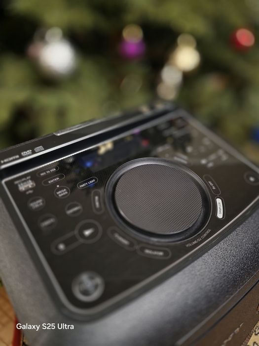 Продам колонку Sony MHC-V50D