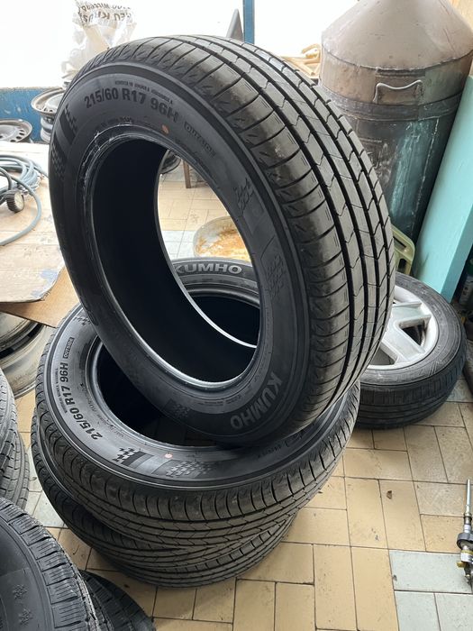 Летни гуми Кумхо 215/60/17