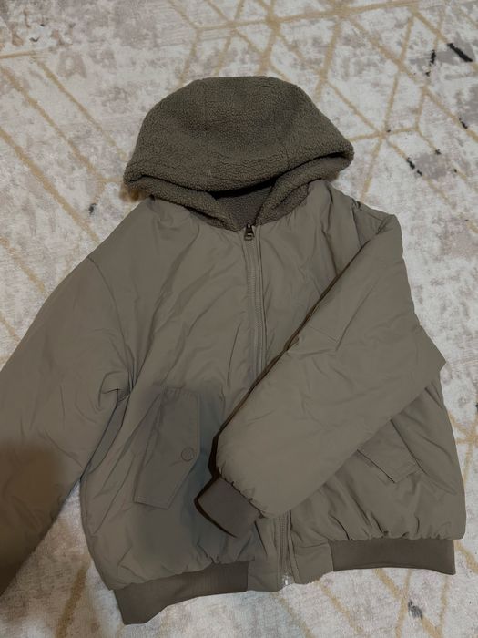 Продам куртку на осень/весну