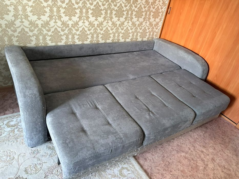 Продам диван мягкий