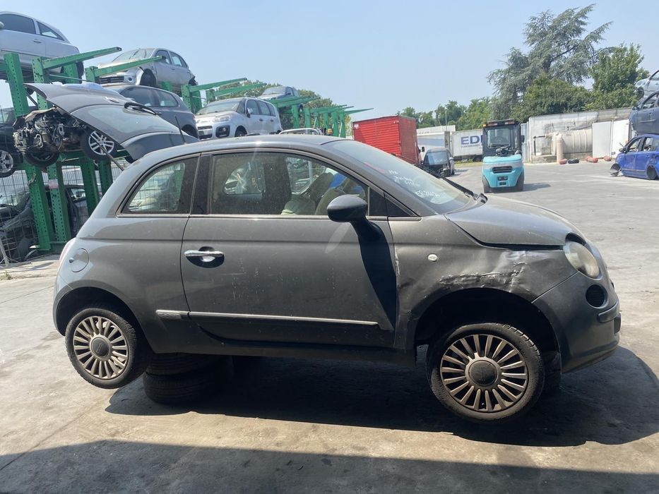 Fiat 500 1.2i НА ЧАСТИ!!!
