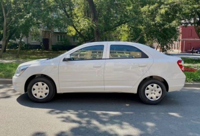 Кобальт,аренда под такси