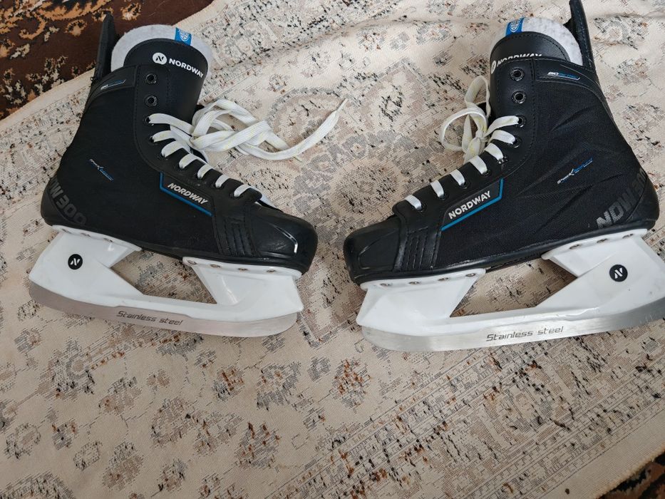 Продам коньки NORDWEY 300