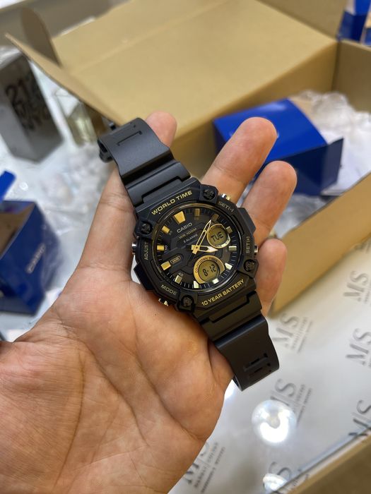 Оригинальные часы