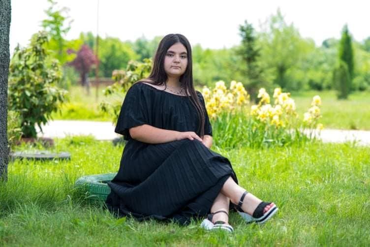 Черна дълга рокля