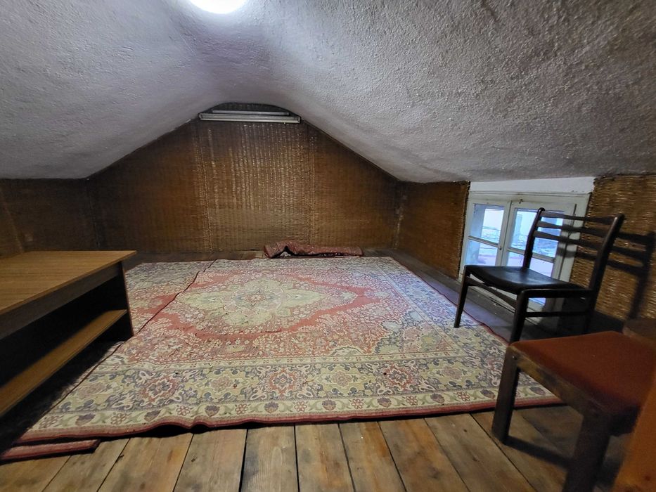 Продава къща в гр.Пещера