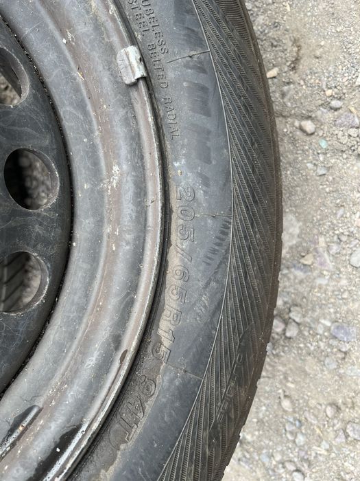 Продам запаску на бмв р15