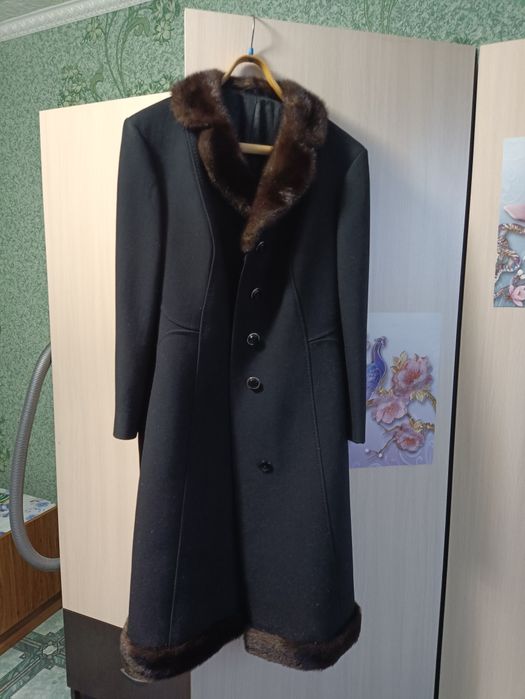 Женские демесизонные польта