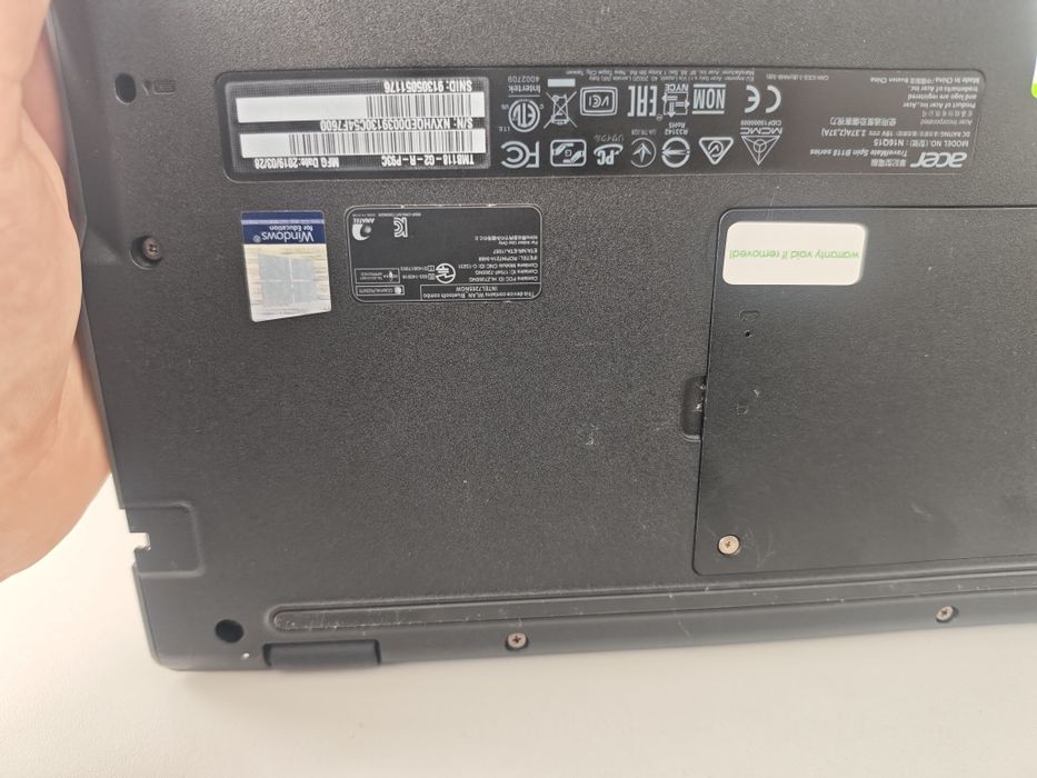 Acer Travelmate Spin B118 touchscreen 11'