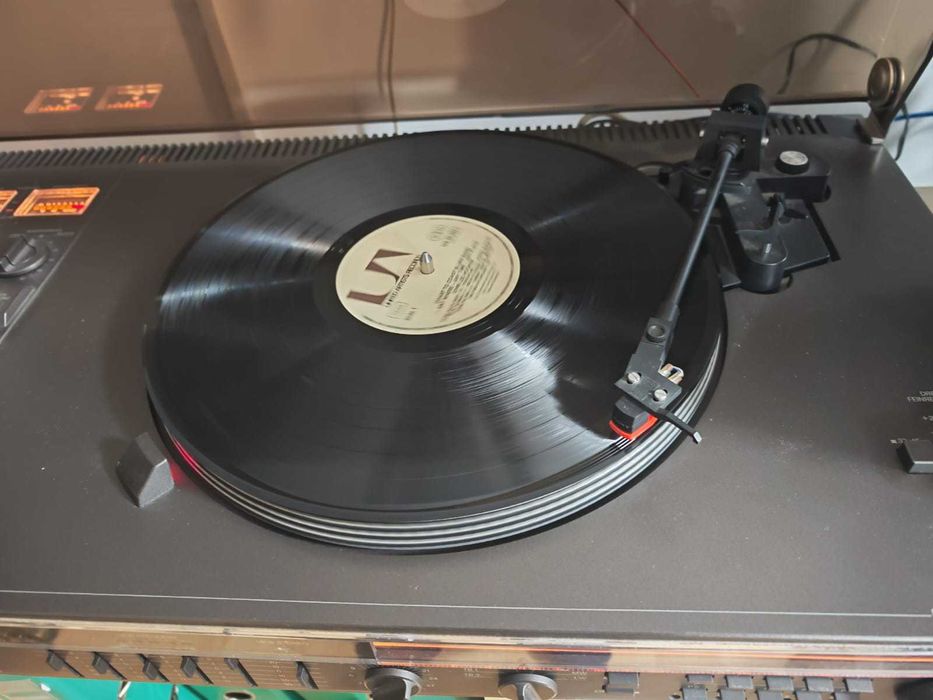 Combina audio Universum Kompakt HIFI Studio 550