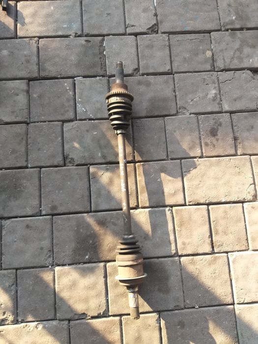 Mazda MPV 06-09 Задний Привод левый 2,3 Turbo