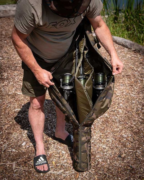 Троен шаранджийски калъф FOX Camolite