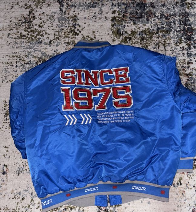 Мужской бомбер от Zara