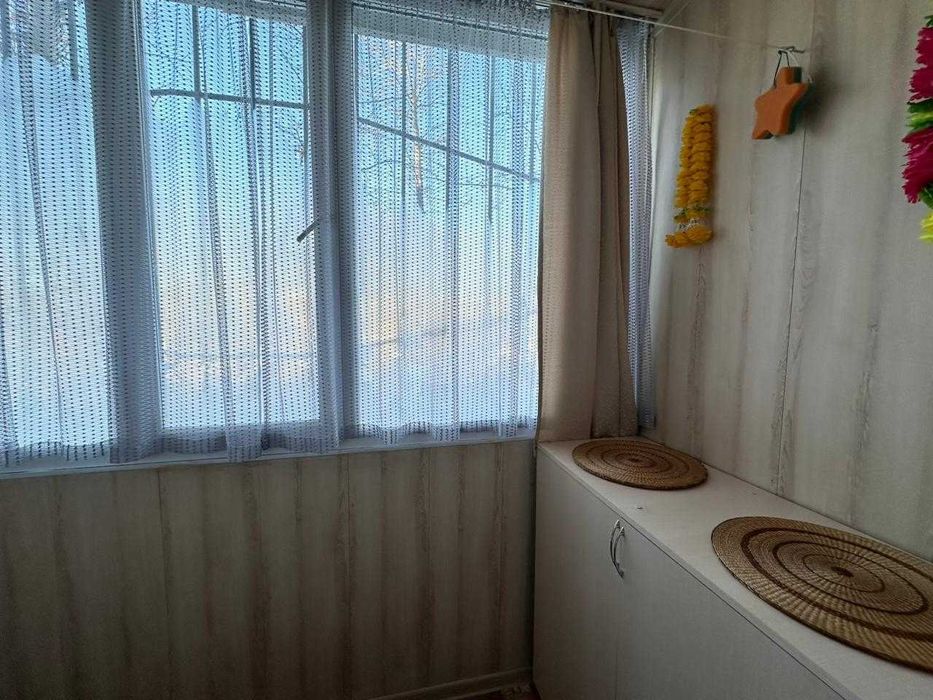 Продам 2-х комнатную квартиру в 8 микрорайоне