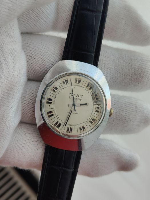 Raketa и Poljot механични