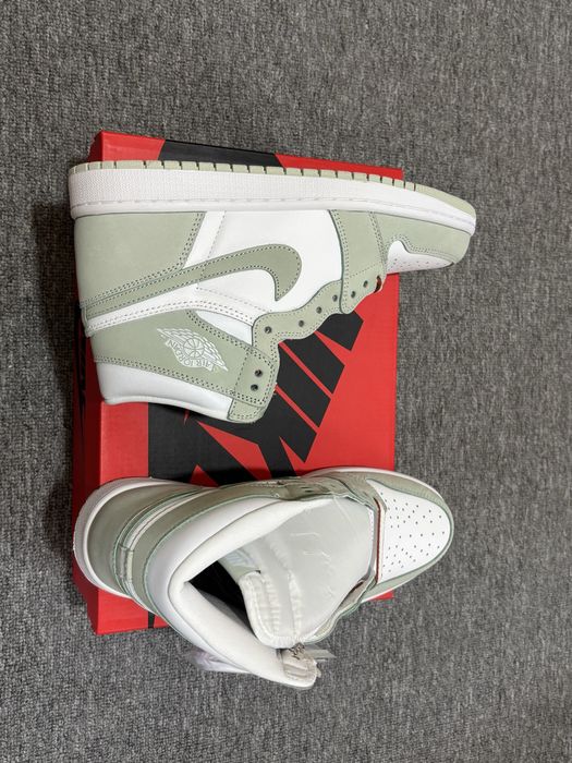 Adidasi jordan IV NOI