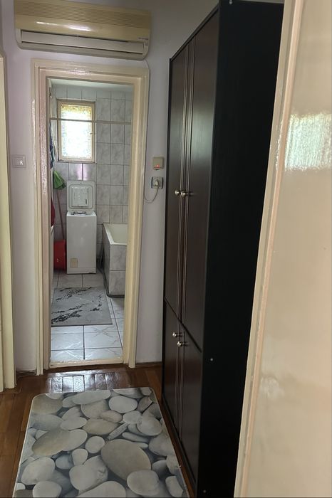 Inchiriere apartament 2 camere  semidecomandat , Calea Bucuresti( Rotonda), langa Spitalul de Neurologie