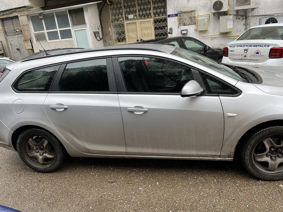 Opel Astra J Sports Tourer, 1.7 cdti, 2011