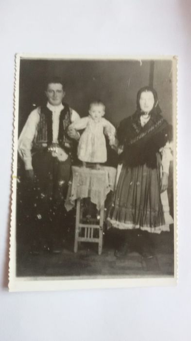 Costum popular autentic