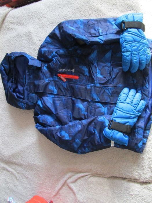 Детско зимно  яке  +  скиорски   ръкавици