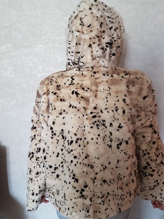 Продам шубу норковую.