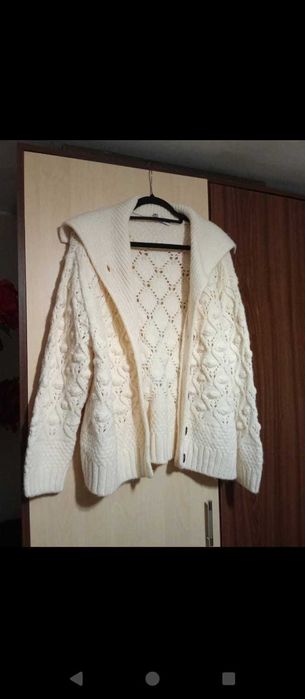 Pulover zara deosebit cu nasturi pentru femei