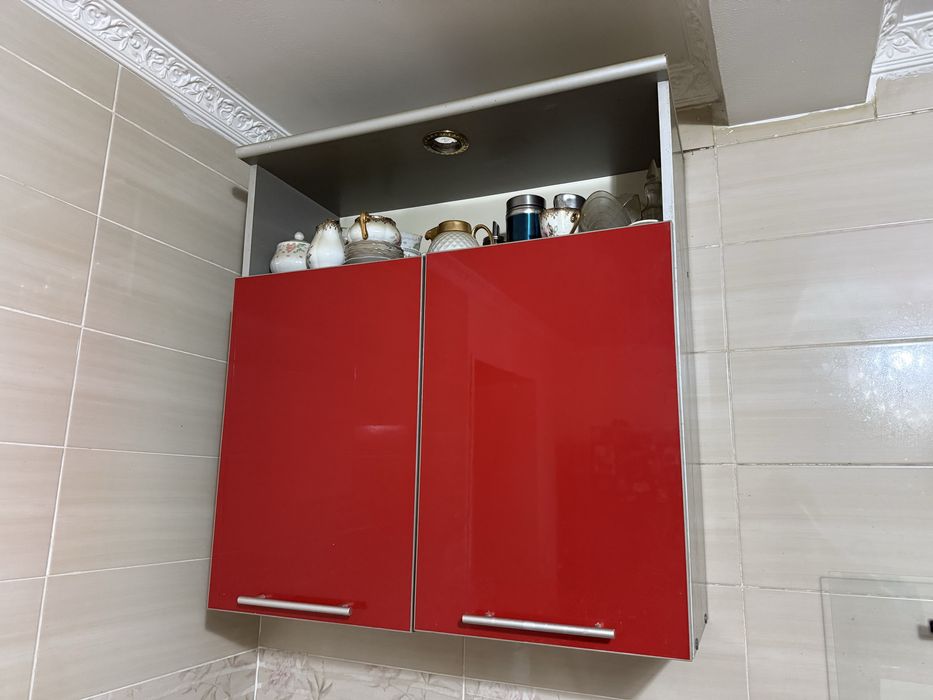 Продается кухонный гарнитур