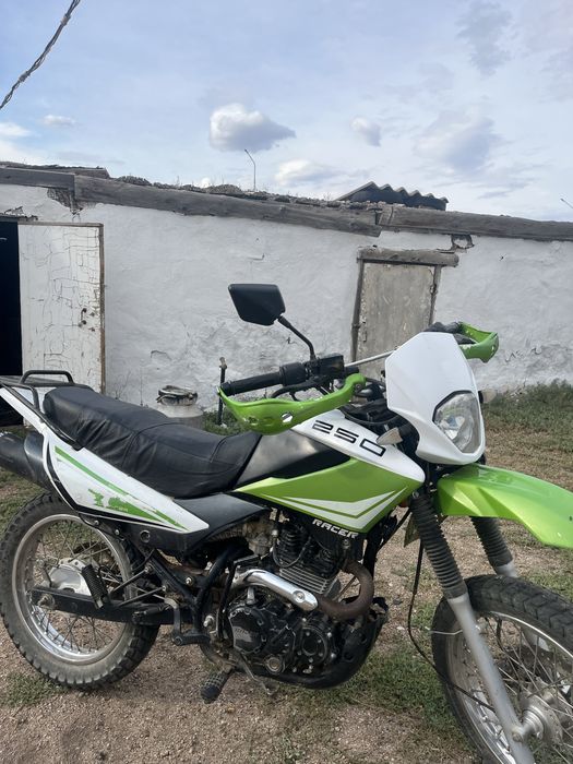 Мотоцикл Racer 250