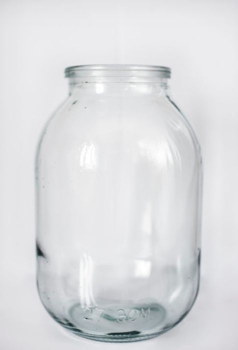 Банки 2л, в большом количестве