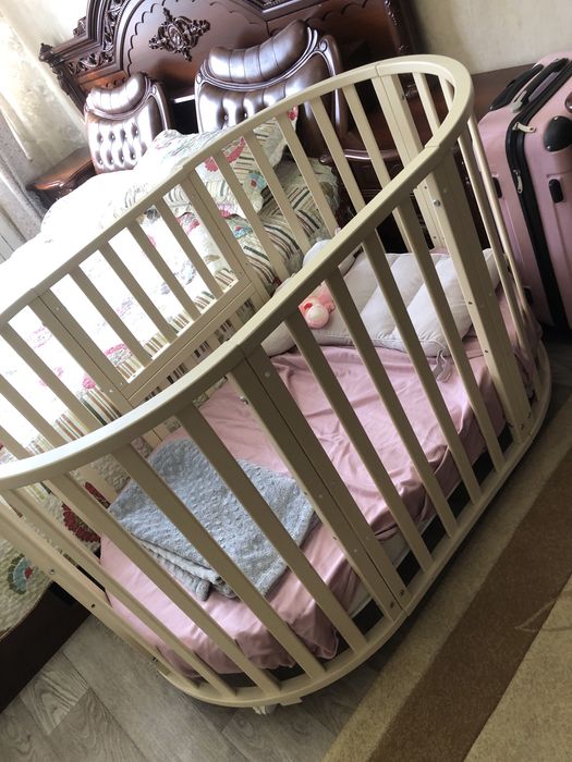 Детская кровать манеж