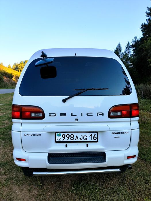 Mitsubishi Delica