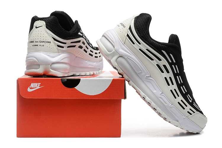 Продавам нови маратонки Nike Air Max TL 2.5 Comme des Garçons Homme Plus