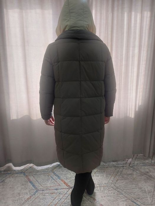 Куртка с капюшоном женская